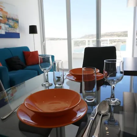 Sea View Penthouse Bay Lejlighed *