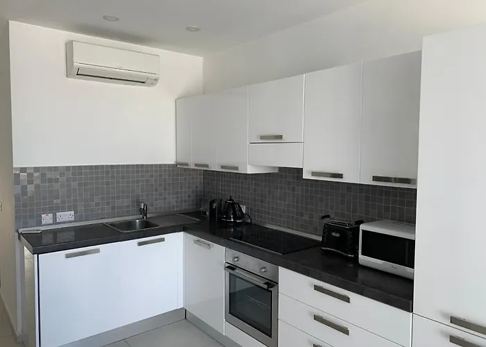 아파트 Sea View Penthouse Bay